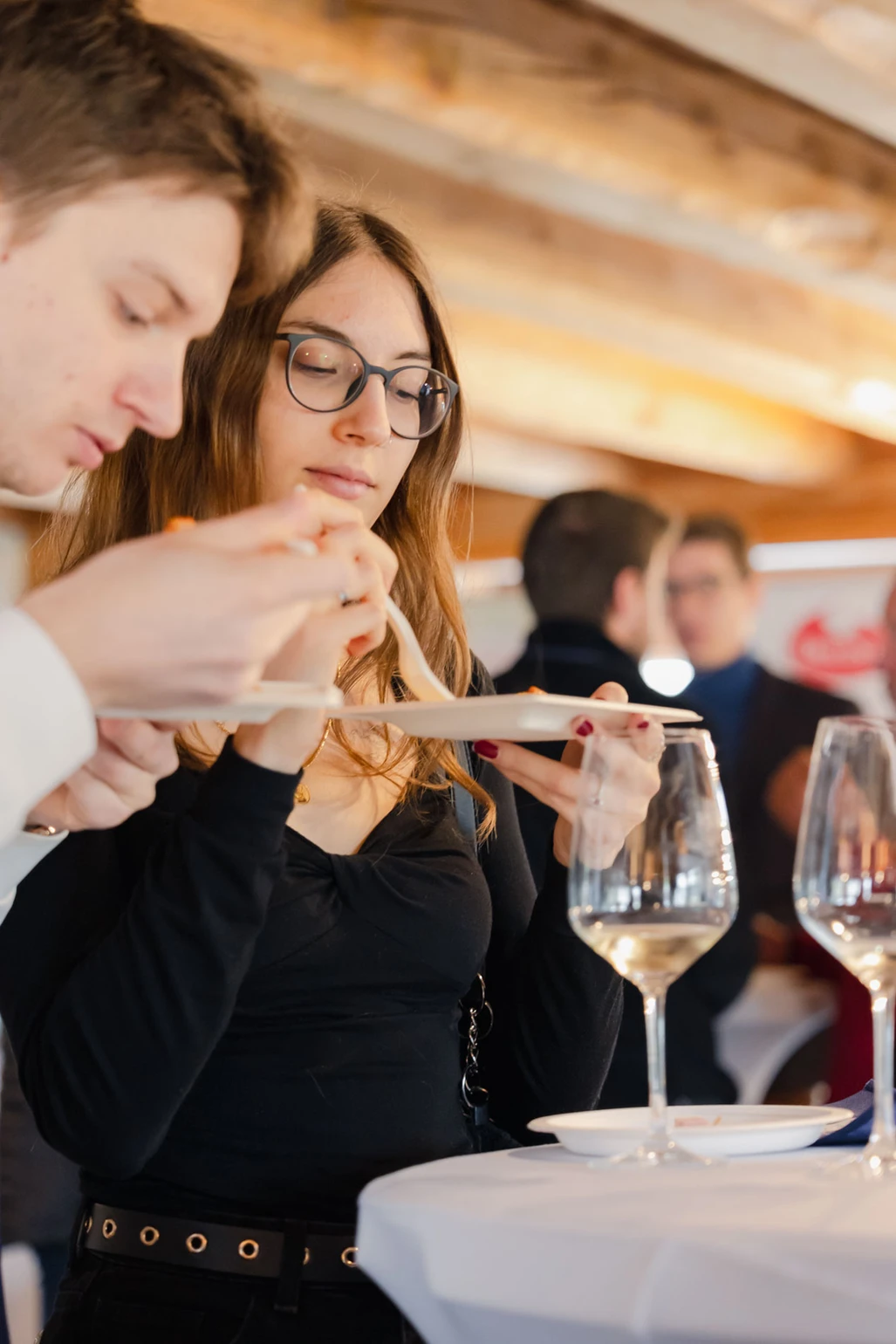 87220b_7413f4857dd64d9ea7d8756905cc9bcd~mv2